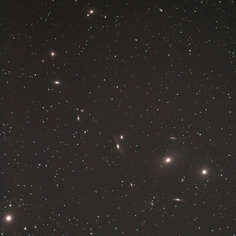 マルカリアンチェーン（おとめ座銀河団）