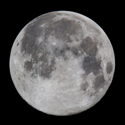 スーパームーン