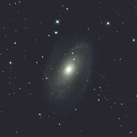 冷却CMOSカメラによるM81