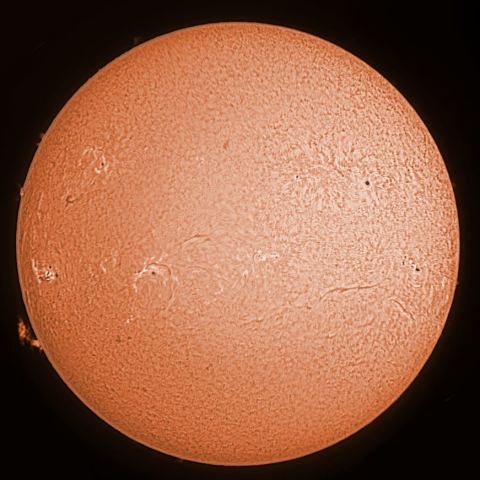 H-alpha線による太陽（3/21　春分）