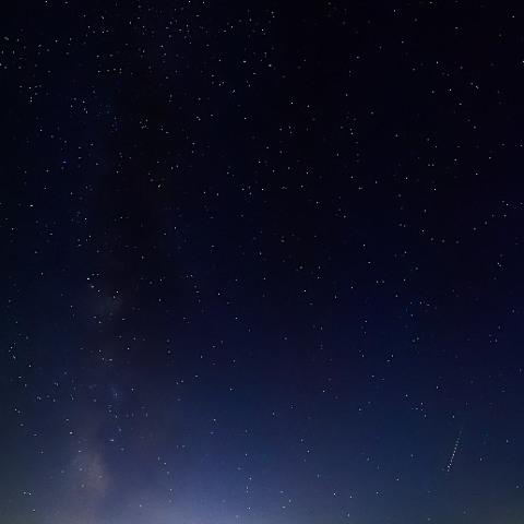天の川と流れ星