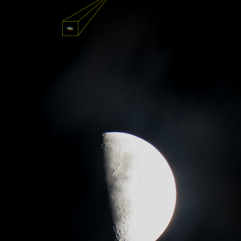 8/4，月と土星の大接近