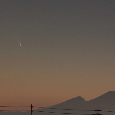 パンスターズ彗星と浅間山