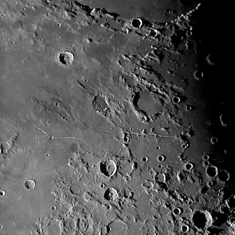 月齢21.1 中部辺り