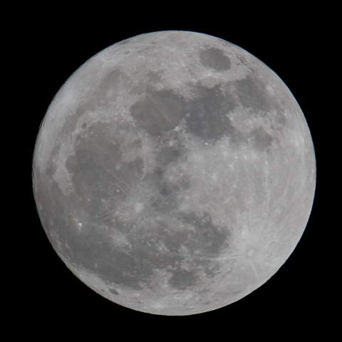 月の最接近　スーパームーン