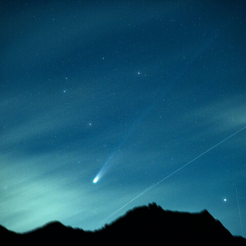 八ヶ岳に沈むレモン彗星