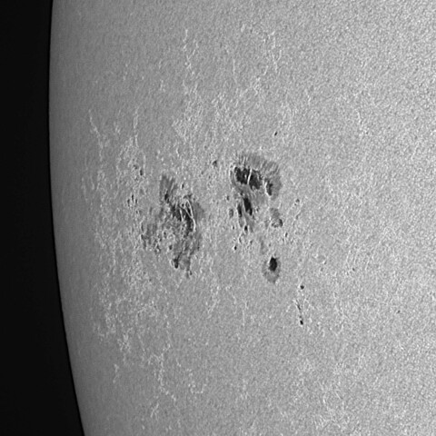 太陽黒点(活動領域13697) 2024/05/30