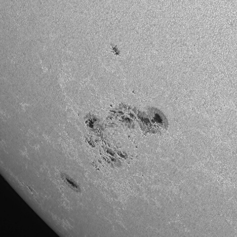 太陽黒点(活動領域14195&14196&14197他) 2025/08/26