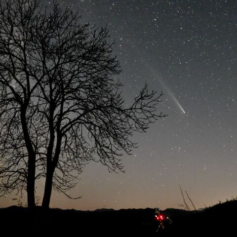 10/20 柴金山・アトラス彗星を追う