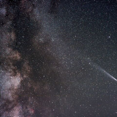 10/24 柴金山・アトラス彗星と夏の天の川