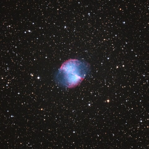 M27 亜鈴状星雲