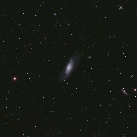 M106