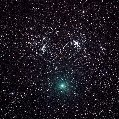 h-χ付近を通過するハートレー彗星