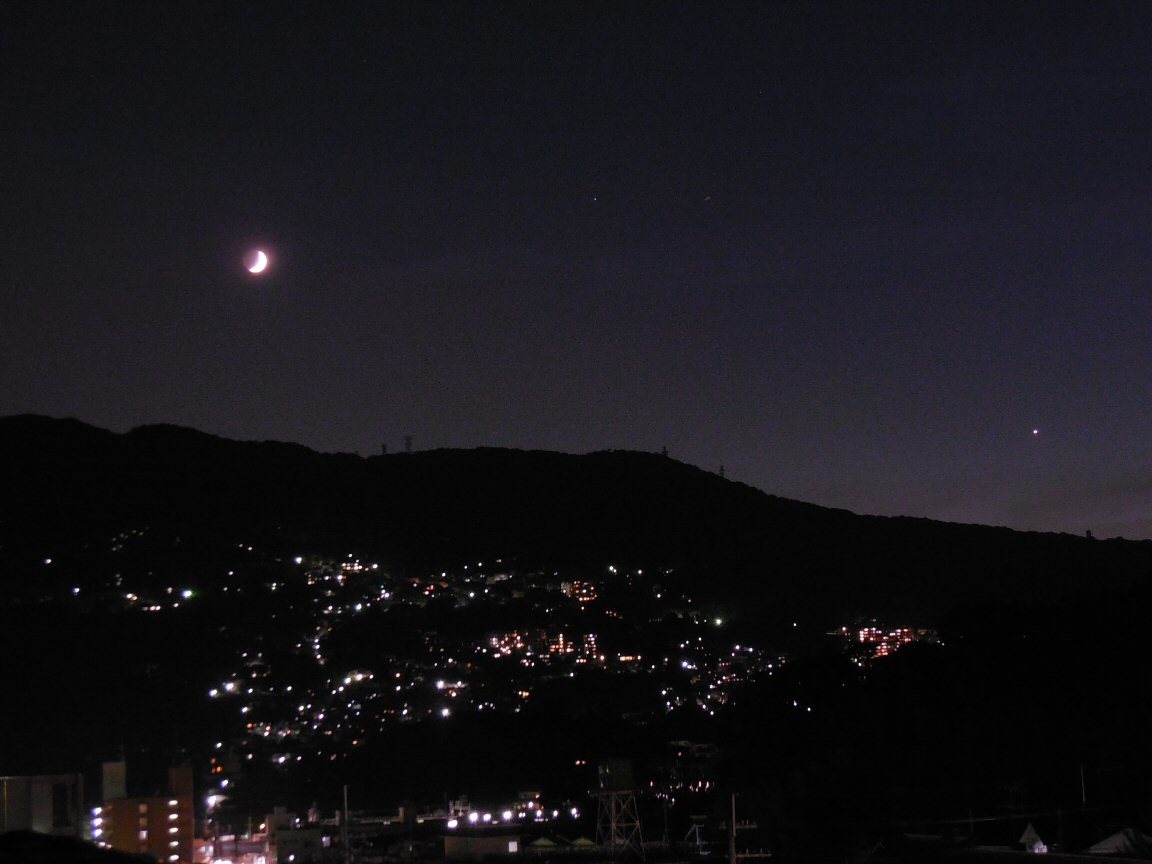 144 生駒山の月と金星 By Kmiya3192 天体写真ギャラリー