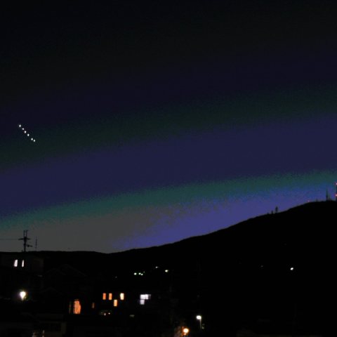 生駒山に沈む金星