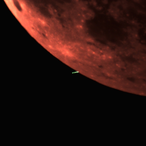 皆既月食と潜入直前の天王星