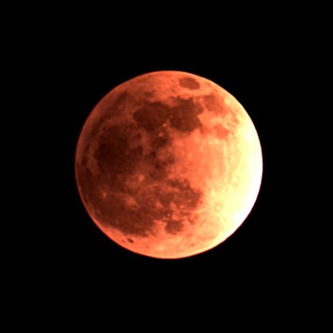 皆既中の月はこんな色!!