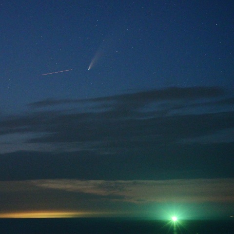 ネオワイズ彗星と国際宇宙ステーションきぼう