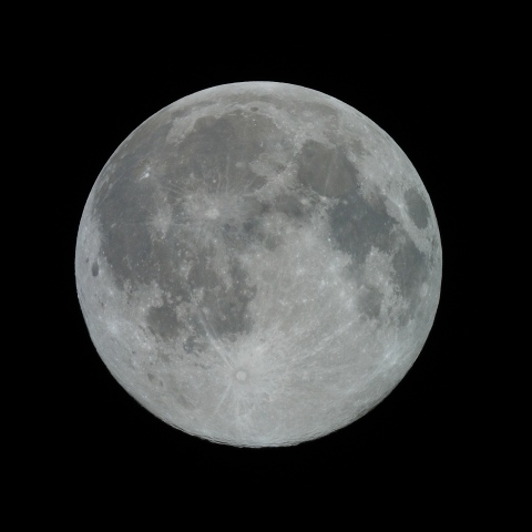 ２月の満月（月齢15.4）