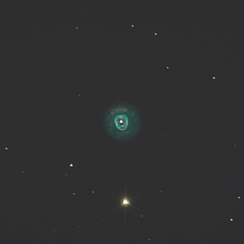 月夜のエスキモー星雲