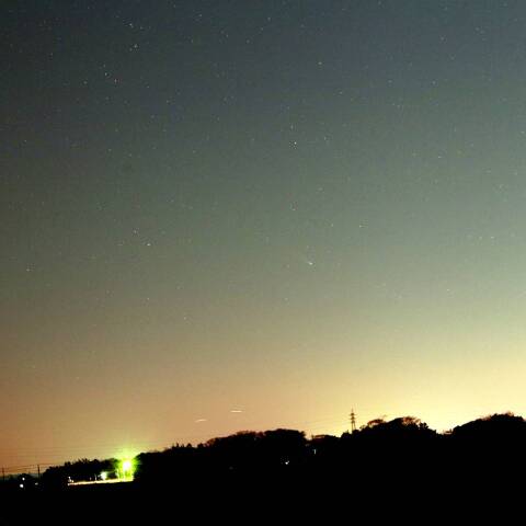 元日のレナード彗星