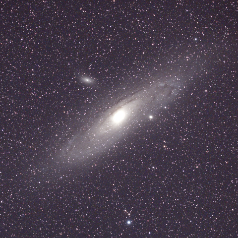 アンドロメダ座大銀河 M31
