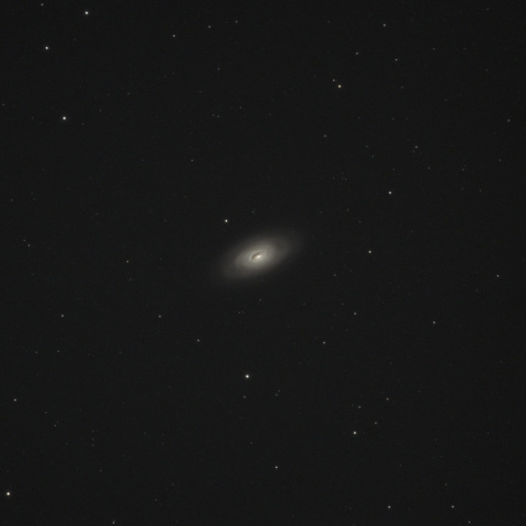 黒眼銀河（M64）