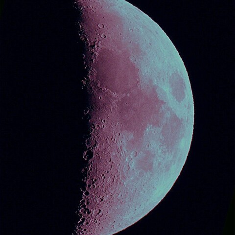 月齢7.4　　2024  9/10