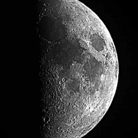  月齢6.6　　    2025　５/4