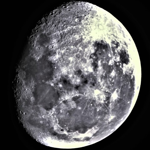 月齢17.8　2022  8/15                