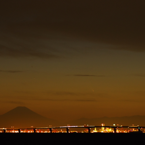 アクアライン富士と、パンスターズ彗星