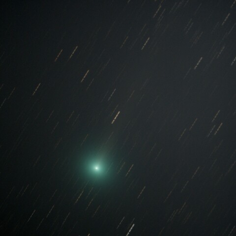 10/13　C/2025 R2 SWAN彗星