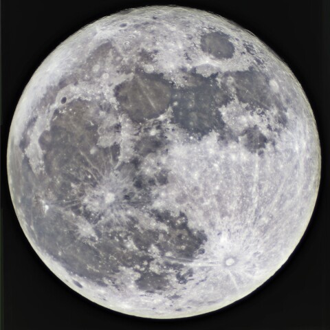 4月の満月（月齢14.5）