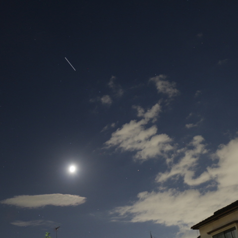 月とISS