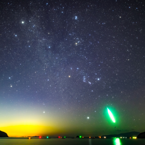 冬のダイヤモンドと火球