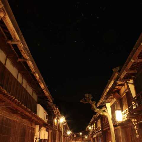 妻籠宿のアイスキャンドルとオリオン座