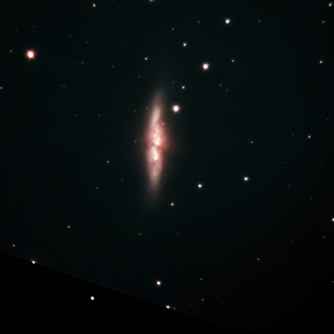 M82葉巻銀河