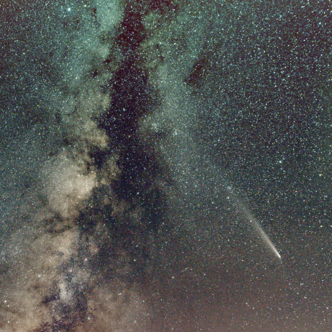 天の川とC/2023 A3　10/23