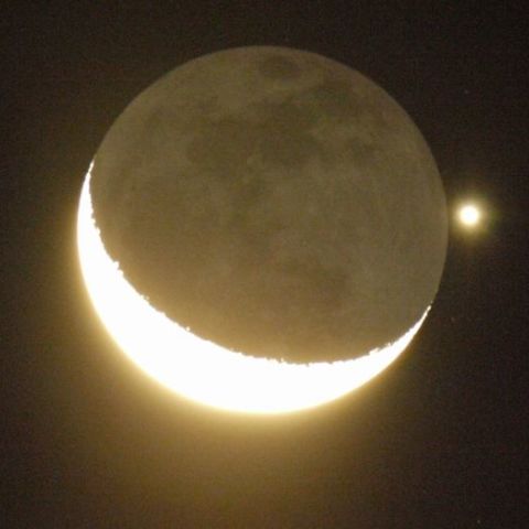食直後の地球照と金星