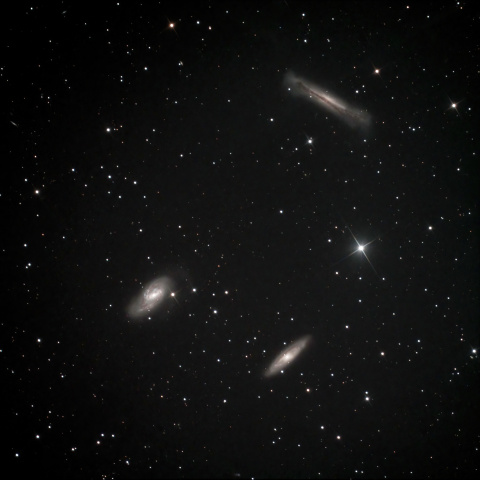 しし座のトリオ銀河