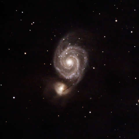 M51：子持ち銀河