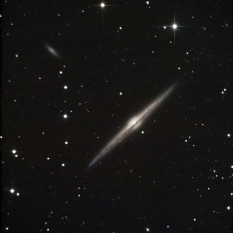 NGC4546：エッジオン銀河
