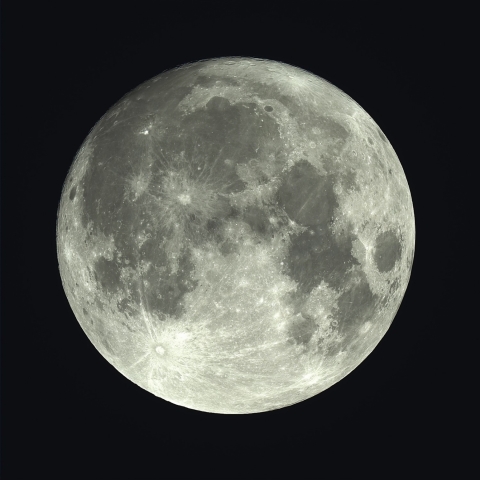 「ブルームーンのスーパームーン」