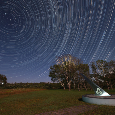 小学校の日時計