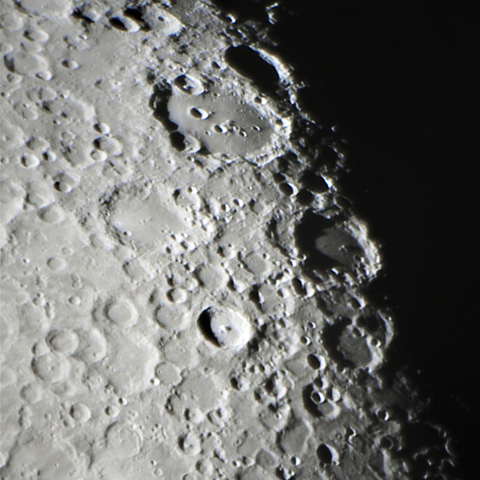 月面　クラヴィウス