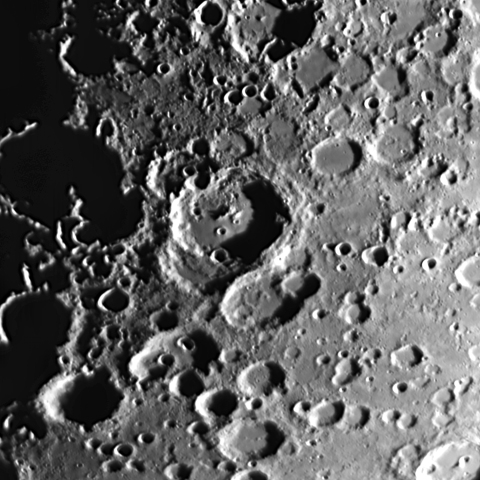 2023年4月27日 月齢7.3/  マウロリクス