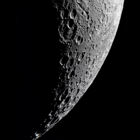 2023年5月24日 月齢4.8/ 三日月の月面南部