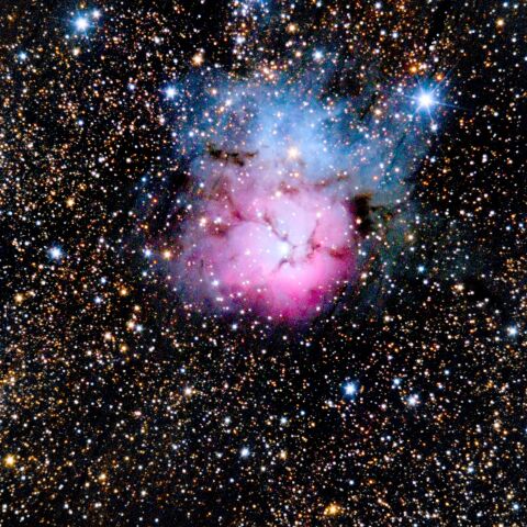 M20 三裂星雲