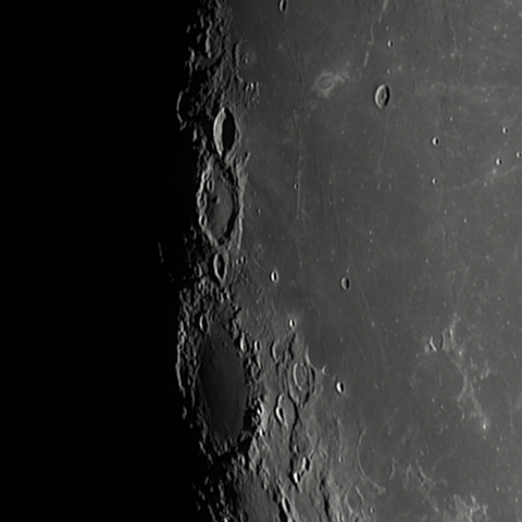 グリマルディ 付近