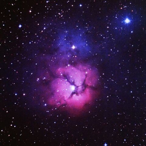 三裂星雲（M20）